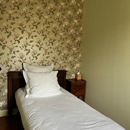 Hotel Restaurant Chez Gervais Quingey Екстер'єр фото