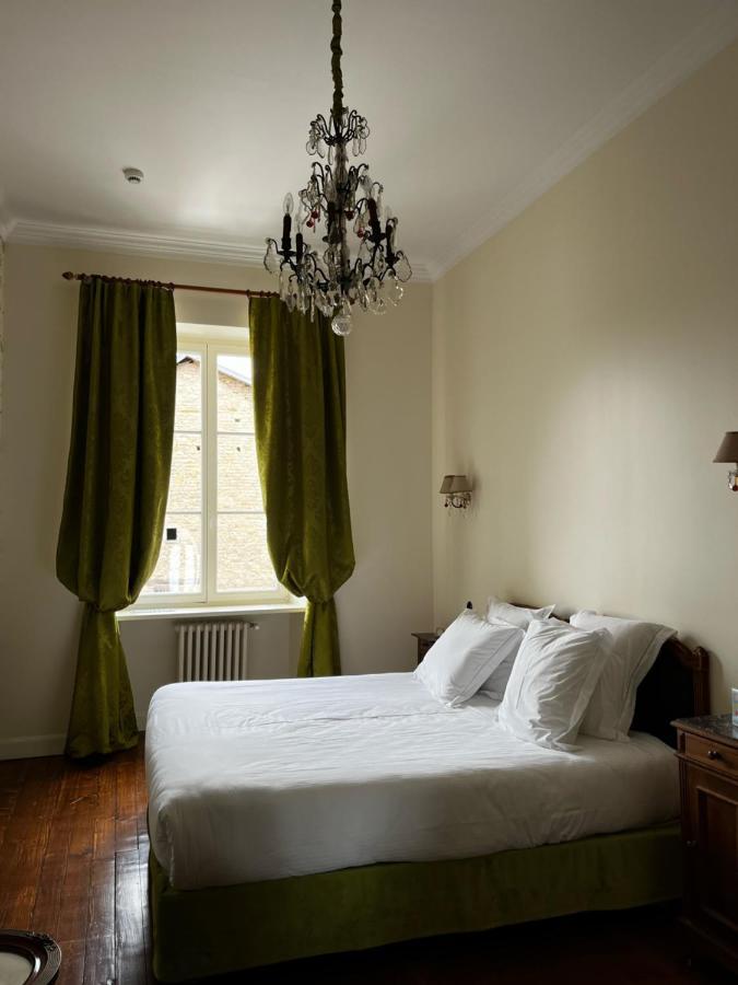 Hotel Restaurant Chez Gervais Quingey Екстер'єр фото